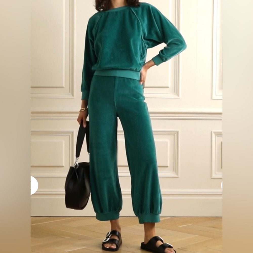 Suzi Kondi Teal Velvet Crop Jogger Pants